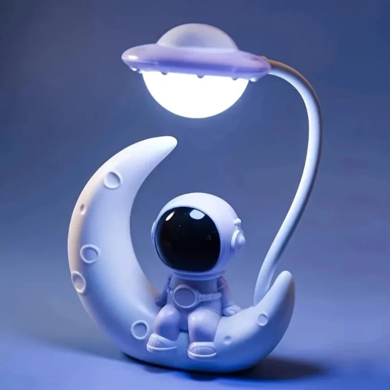 Creative Astronaut Moon LED Night Light